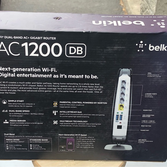 Belkin AC1200 DB Wi-Fi Dual-Band AC+ Gigabit Router  Factory - Picture 6 of 9